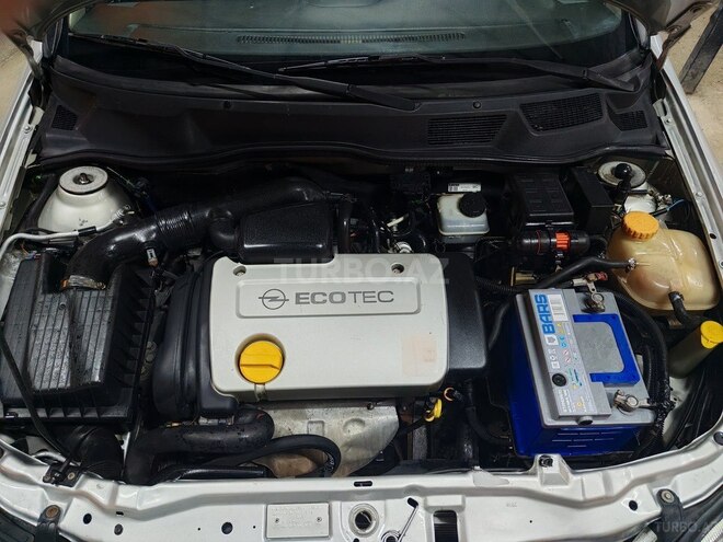 Opel Astra-13