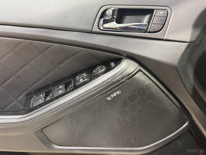 Kia Optima-22