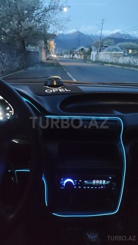 Opel Astra-9