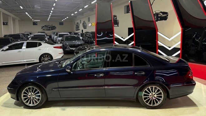 Mercedes E 320-6