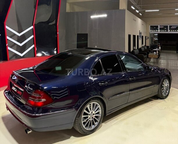 Mercedes E 320-7