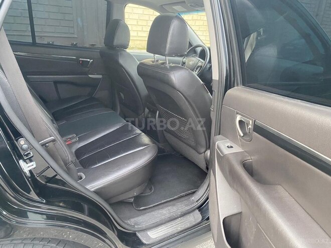 Hyundai Santa Fe-9