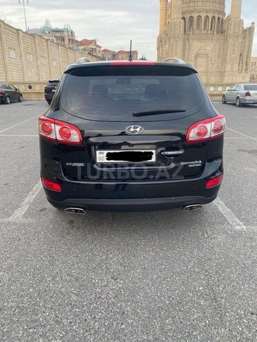 Hyundai Santa Fe-4