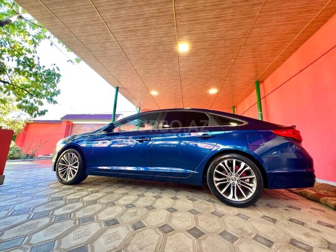 Hyundai Sonata-2