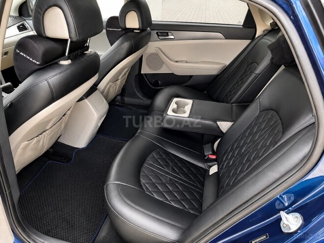 Hyundai Sonata-6