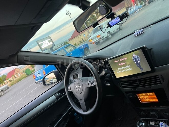 Opel Astra-8