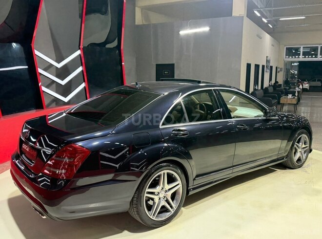 Mercedes S 320-9