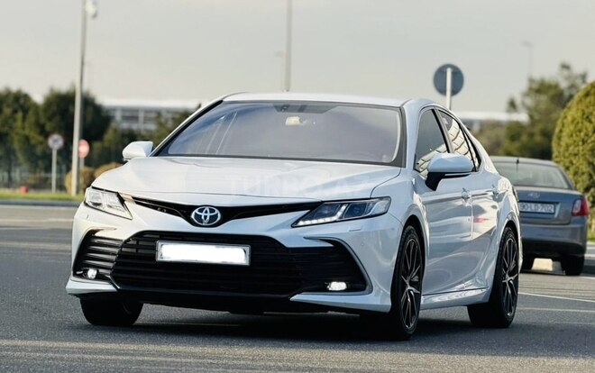 Toyota Camry-11