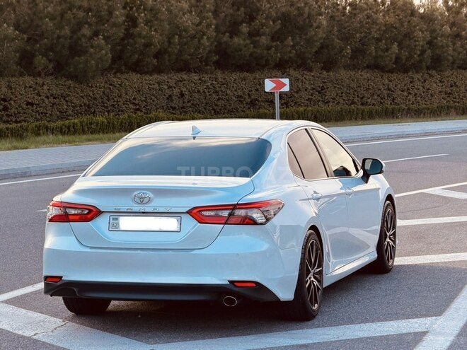 Toyota Camry-10