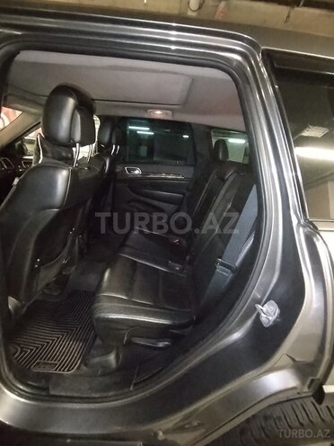 Jeep Grand Cherokee-5