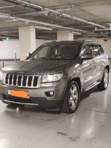 Jeep Grand Cherokee-18