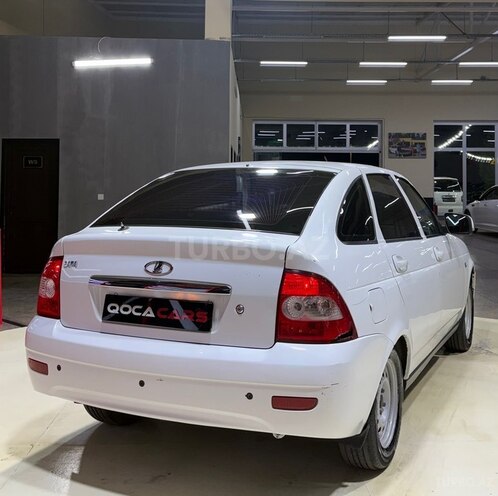 LADA (VAZ) Priora-9