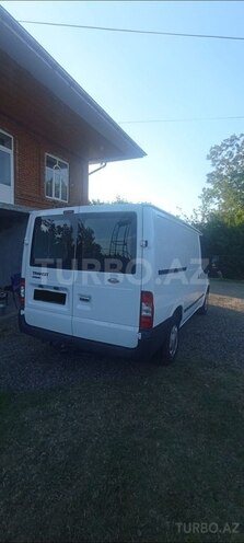 Ford Transit-12