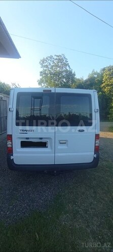 Ford Transit-14