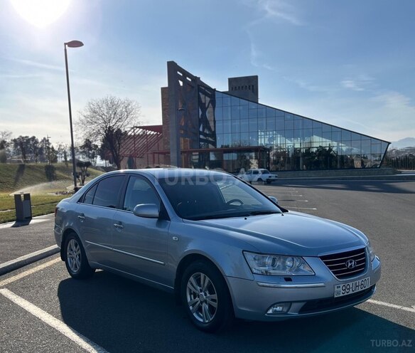Hyundai Sonata-2