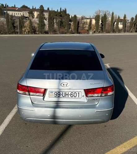 Hyundai Sonata-4