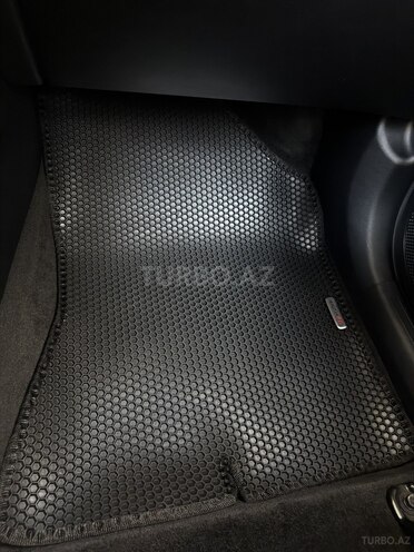 Hyundai Tucson L-6