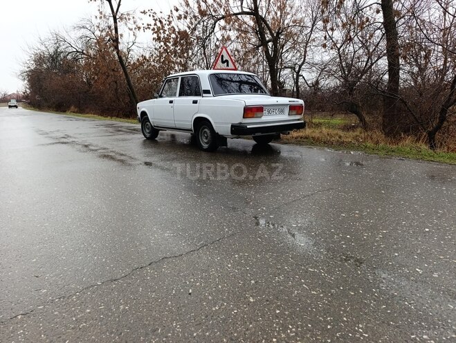 LADA (VAZ) 2107-5