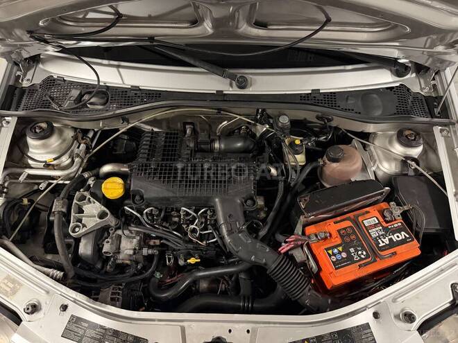 Dacia Logan-13