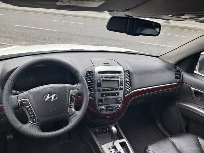 Hyundai Santa Fe-3