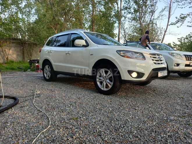 Hyundai Santa Fe-9
