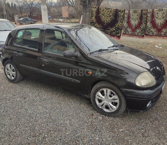 Renault Clio-6