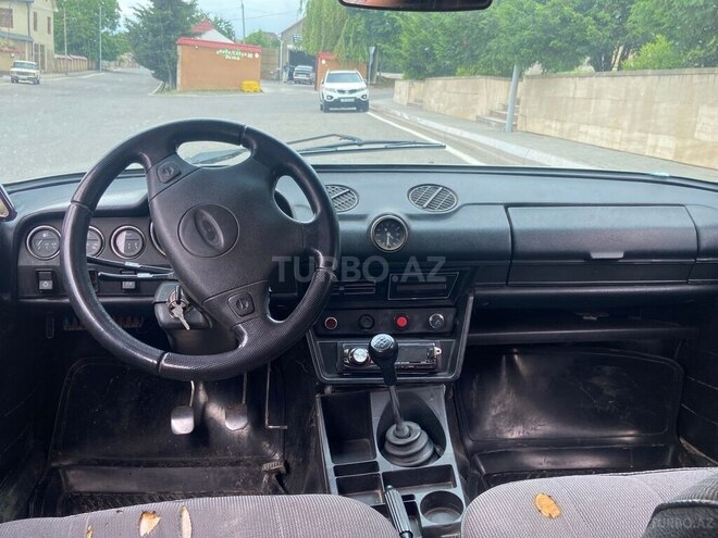 LADA (VAZ) 2106-7