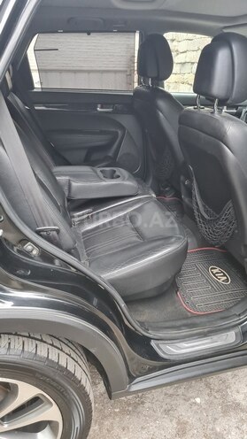 Kia Sorento-7