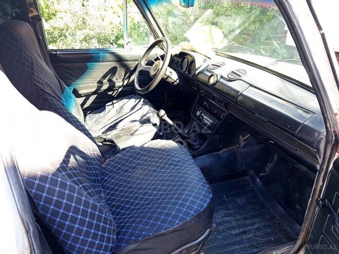 LADA (VAZ) 2106-5