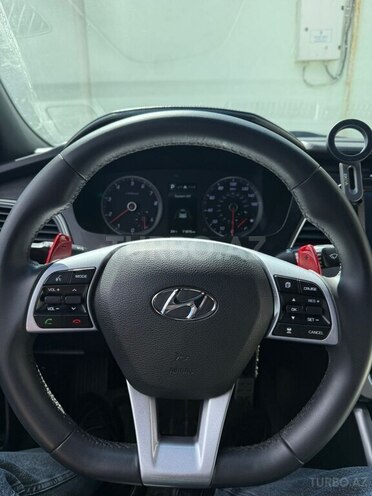 Hyundai Sonata-11