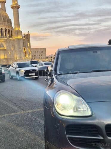 Porsche Cayenne S-3