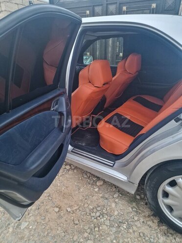 Mercedes E 280 4MATIC-9