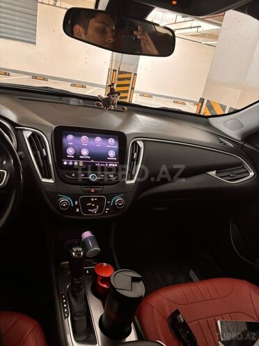 Chevrolet Malibu-5