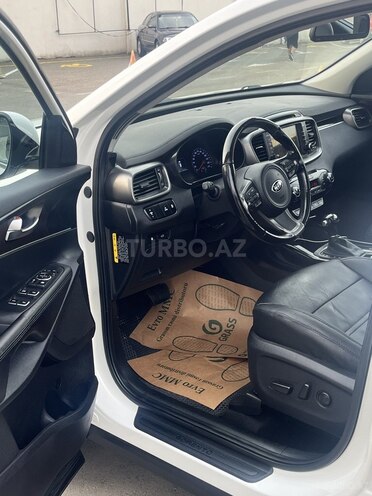 Kia Sorento-6