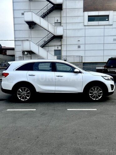 Kia Sorento-3