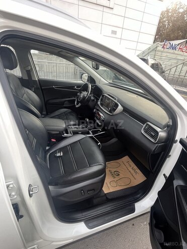 Kia Sorento-9