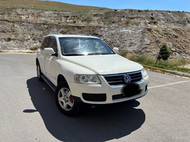 Volkswagen Touareg-1