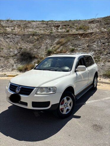 Volkswagen Touareg-3