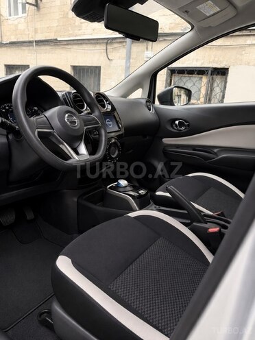 Nissan Note-9