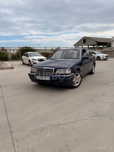 Mercedes C 240-1