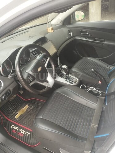 Chevrolet Cruze-2