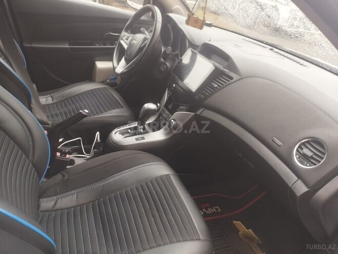 Chevrolet Cruze-5