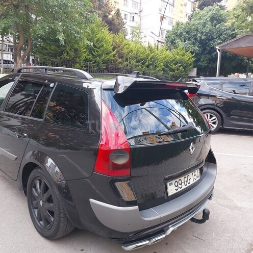Renault Megane-2