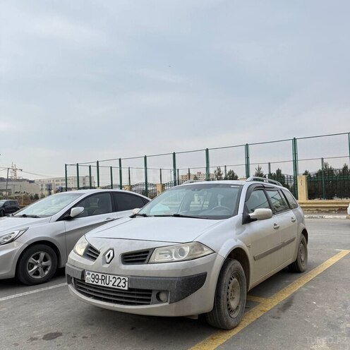 Renault Megane-2