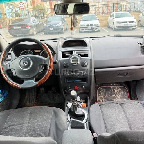 Renault Megane-7