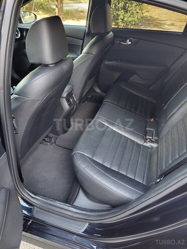 Kia Cerato-8