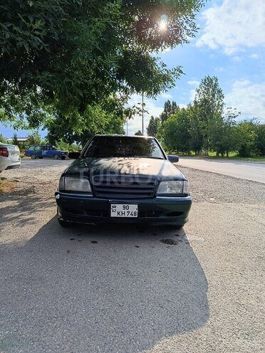 Mercedes C 220-1
