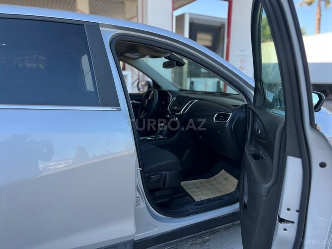 Chevrolet Equinox-8