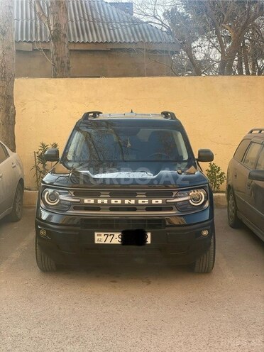 Ford Bronco-3