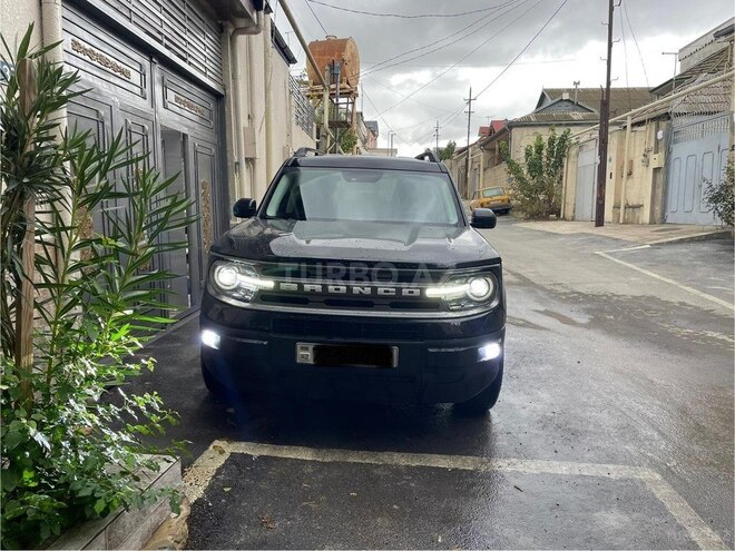 Ford Bronco-1